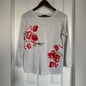 Moa Moa Women’s Gray Sweatshirt White Red Floral Rose Embroidery